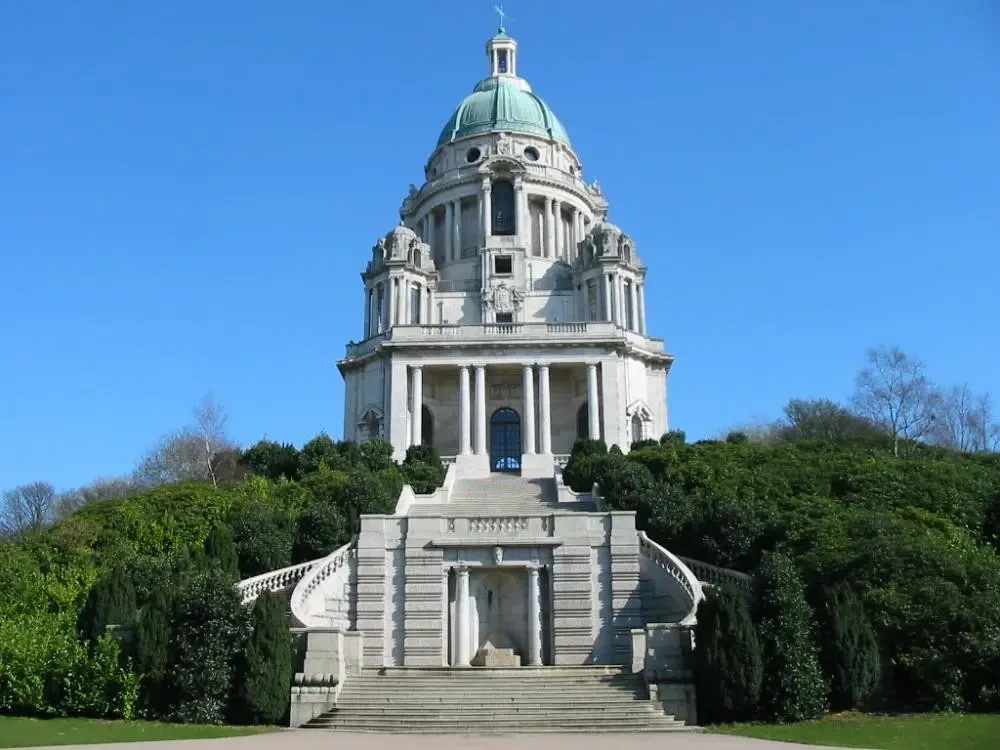 On the road... Image