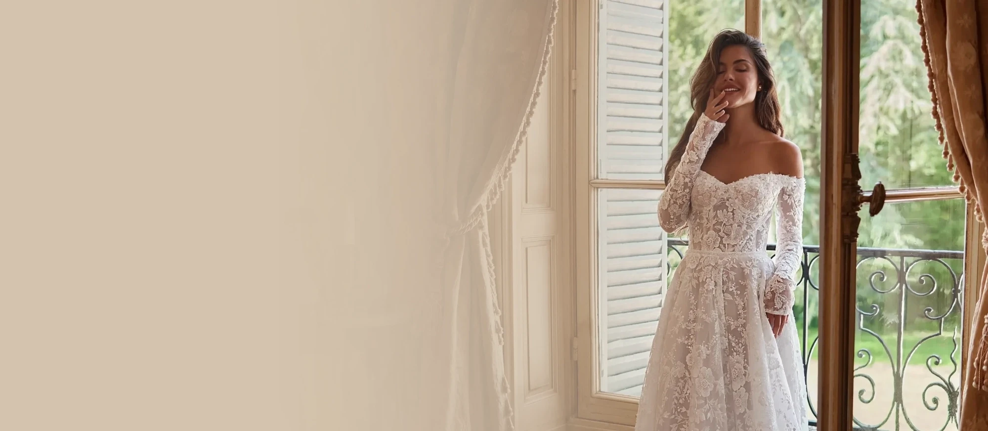 Photo of Model wearing a bridal gown by Yedyna