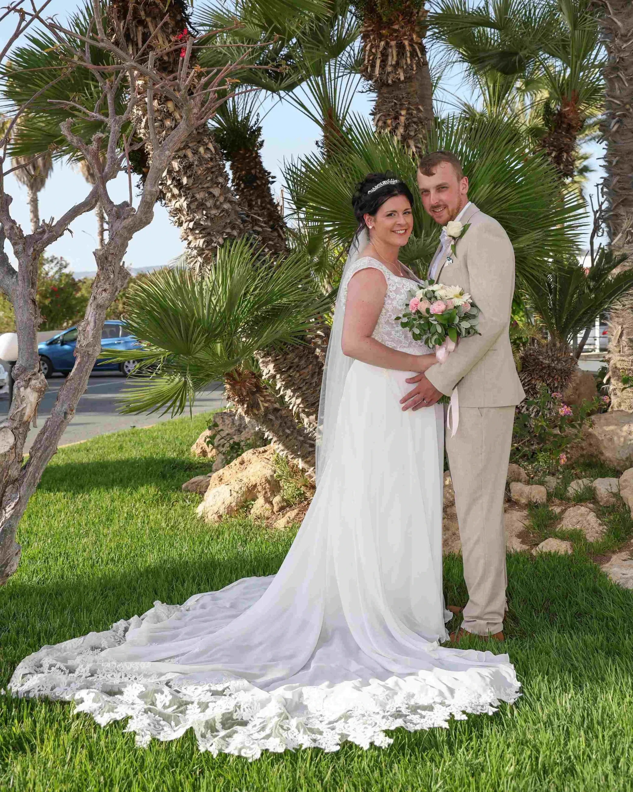 Carly and Dan, real bride and groom photo