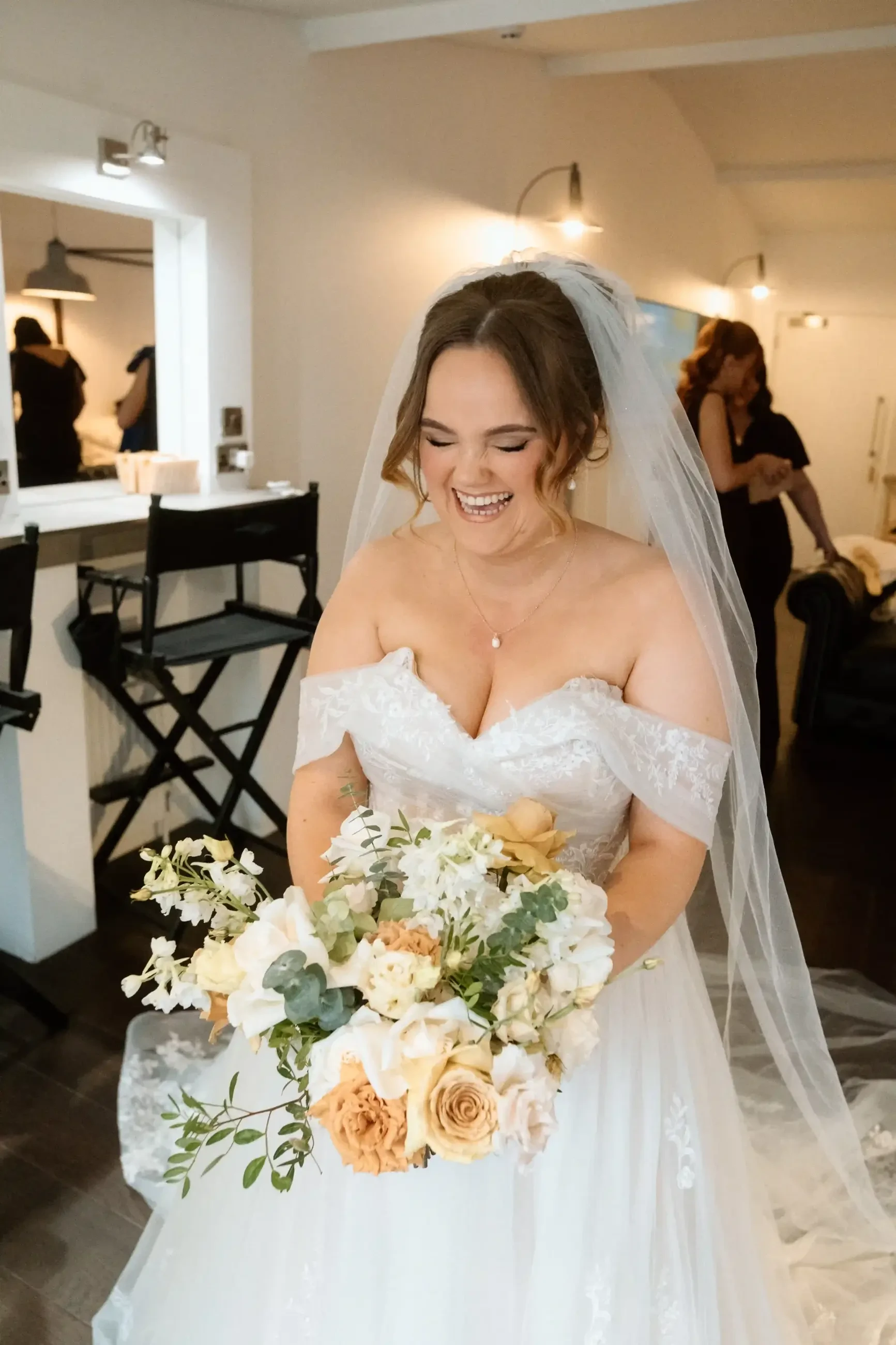 Charlie & Lewis. Mobile Image