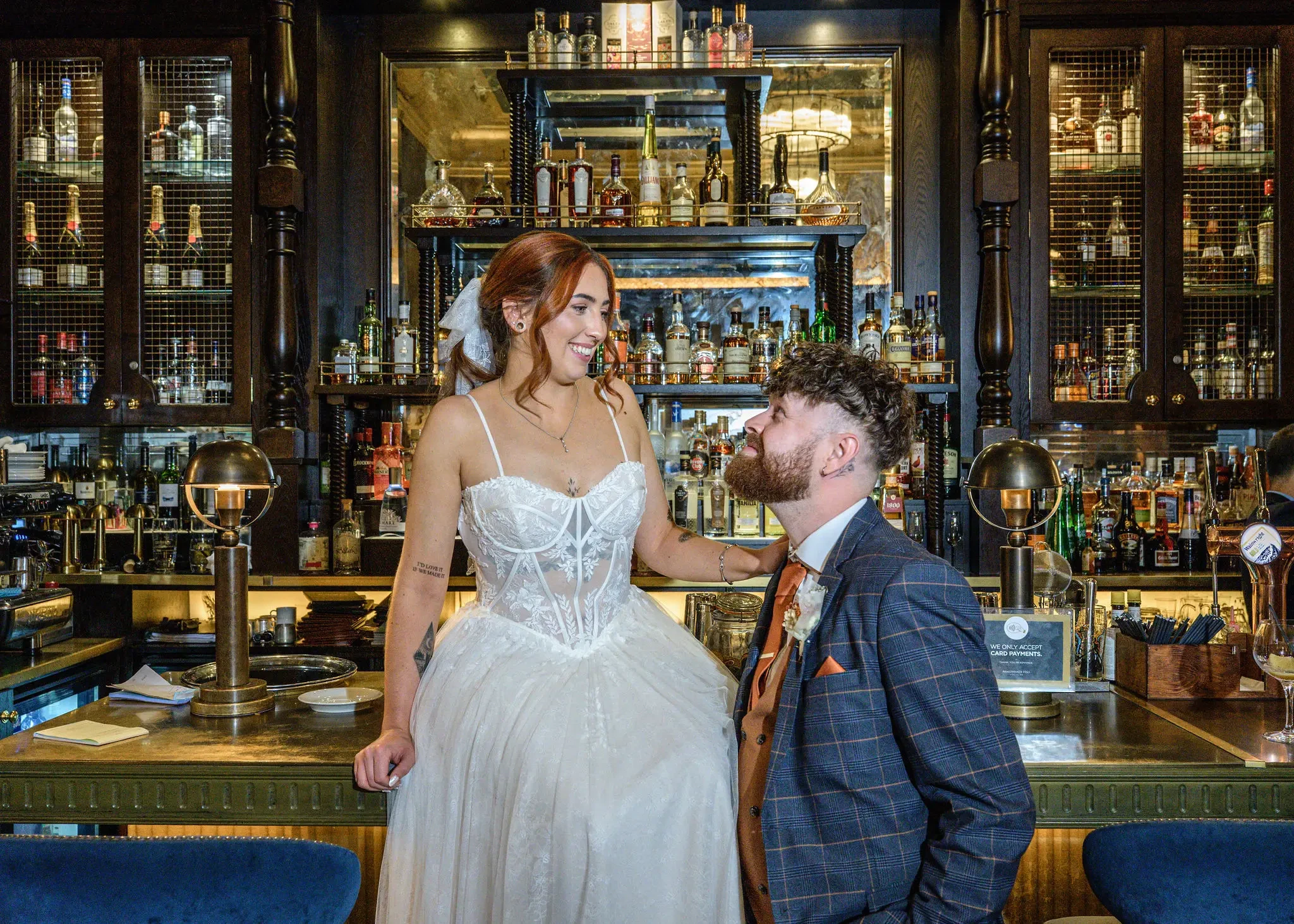 Holly & Jack. Mobile Image