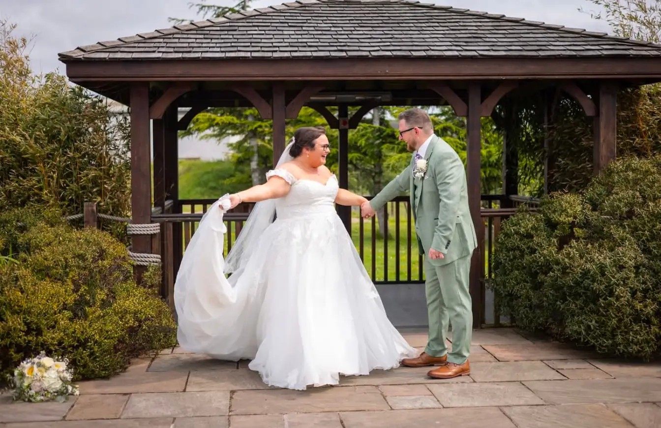 Hannah & Craig. Mobile Image